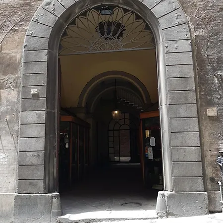 Center House By Francigena Siena